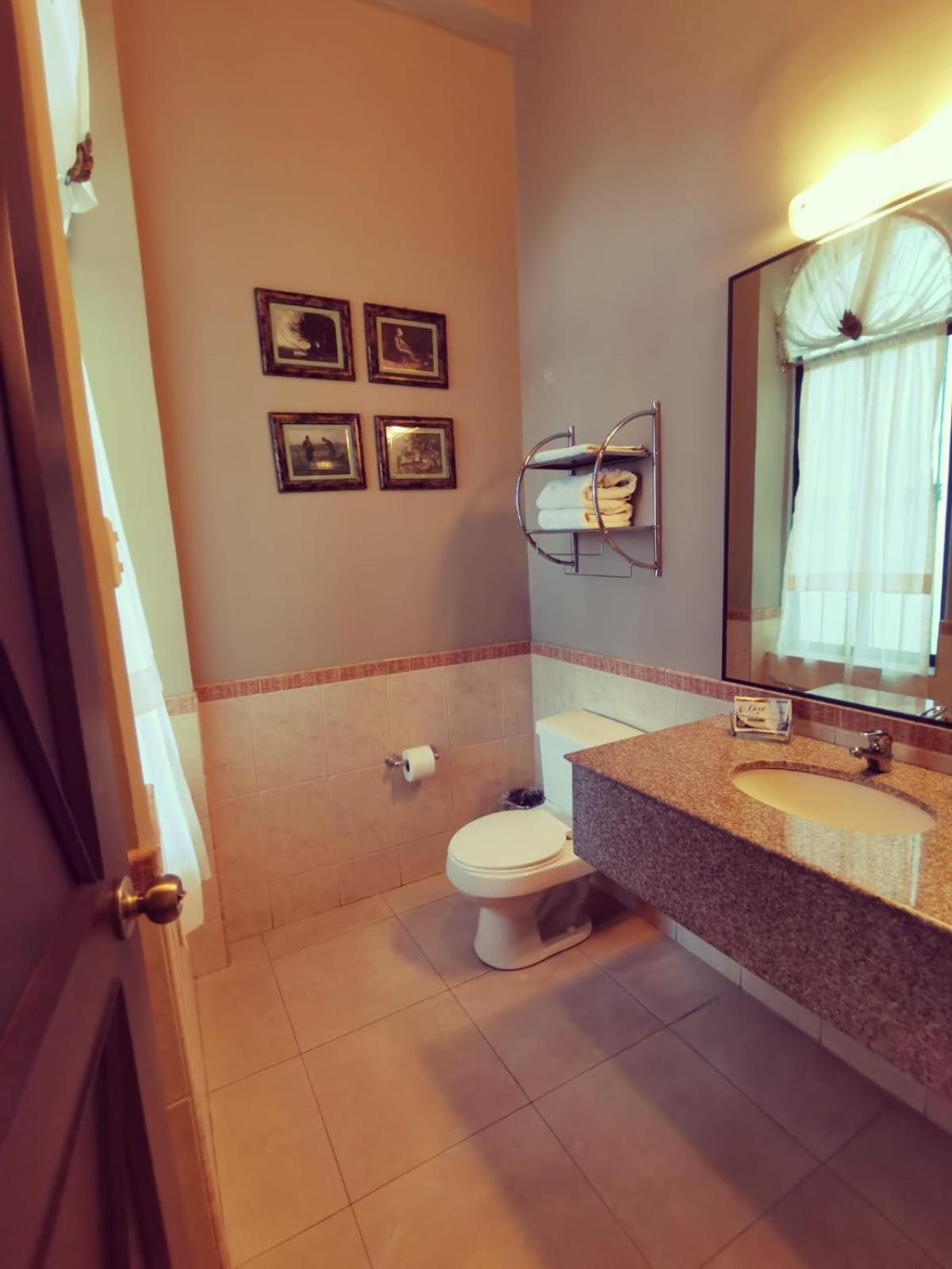 Hotel Boutique Mansion Del Rio グアヤキル エクステリア 写真